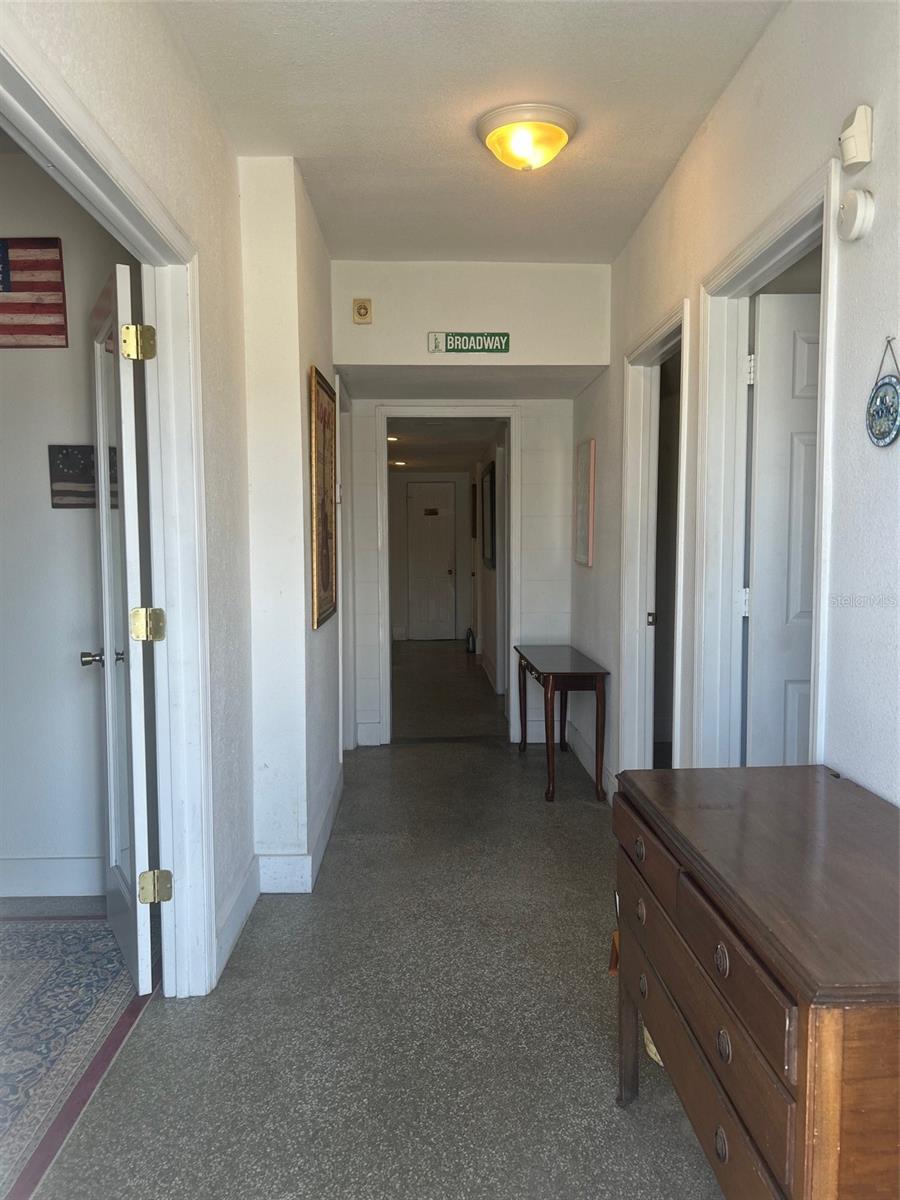 Image 2 of 15 For 602 27th Street 604