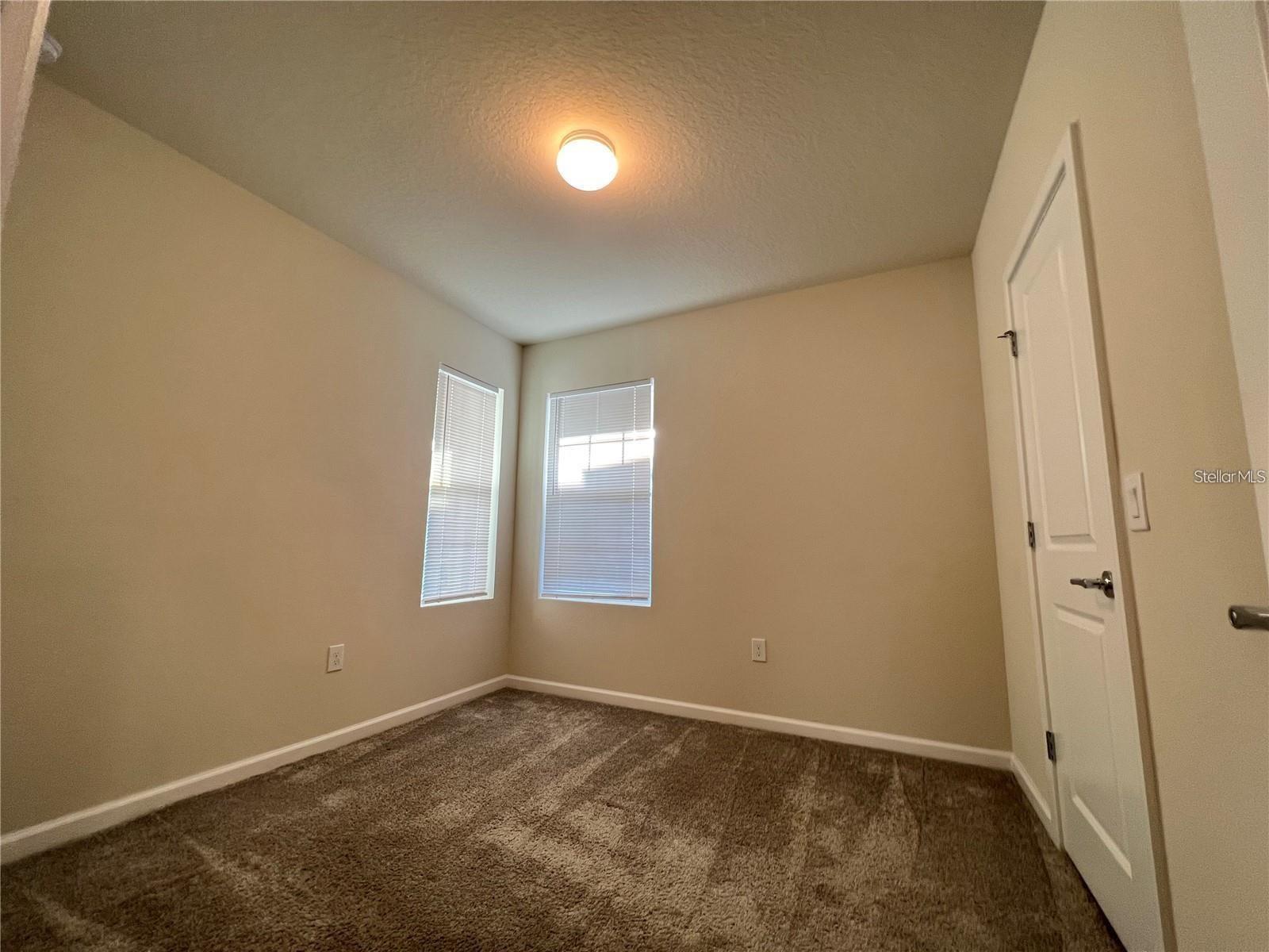 Image 10 of 20 For 17418 Million Lakes Court