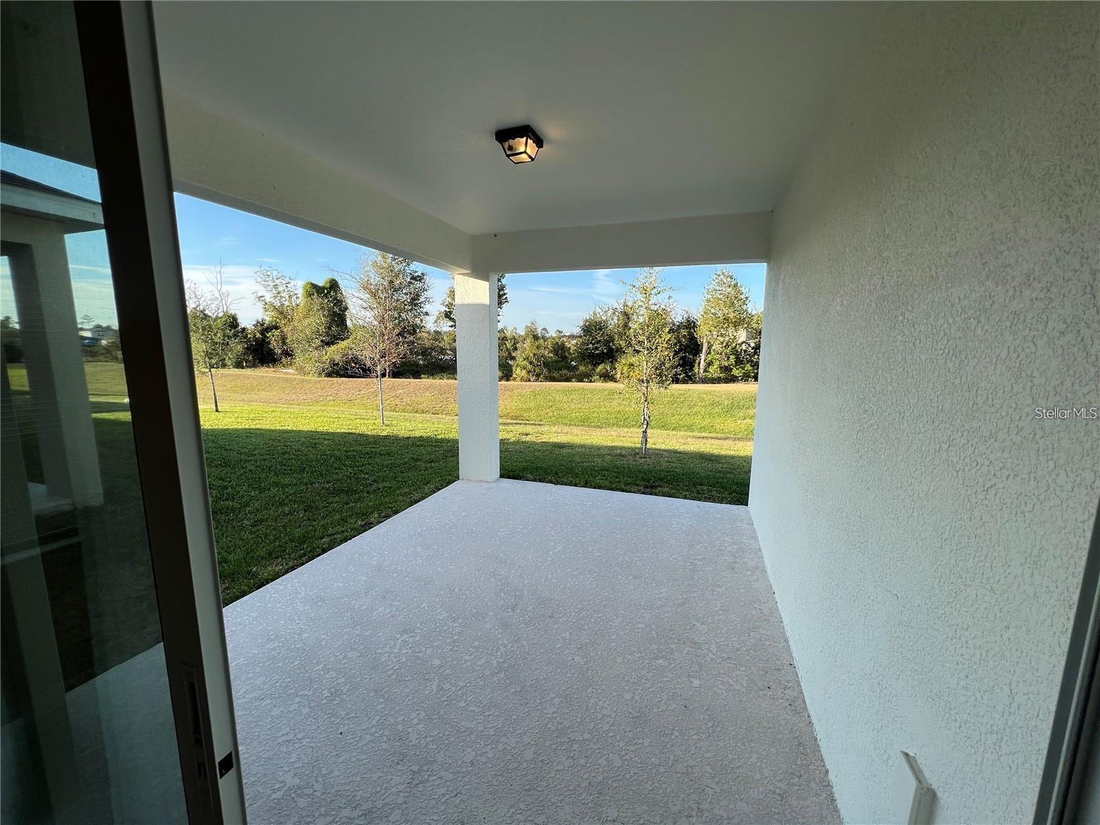 Image 19 of 20 For 17418 Million Lakes Court