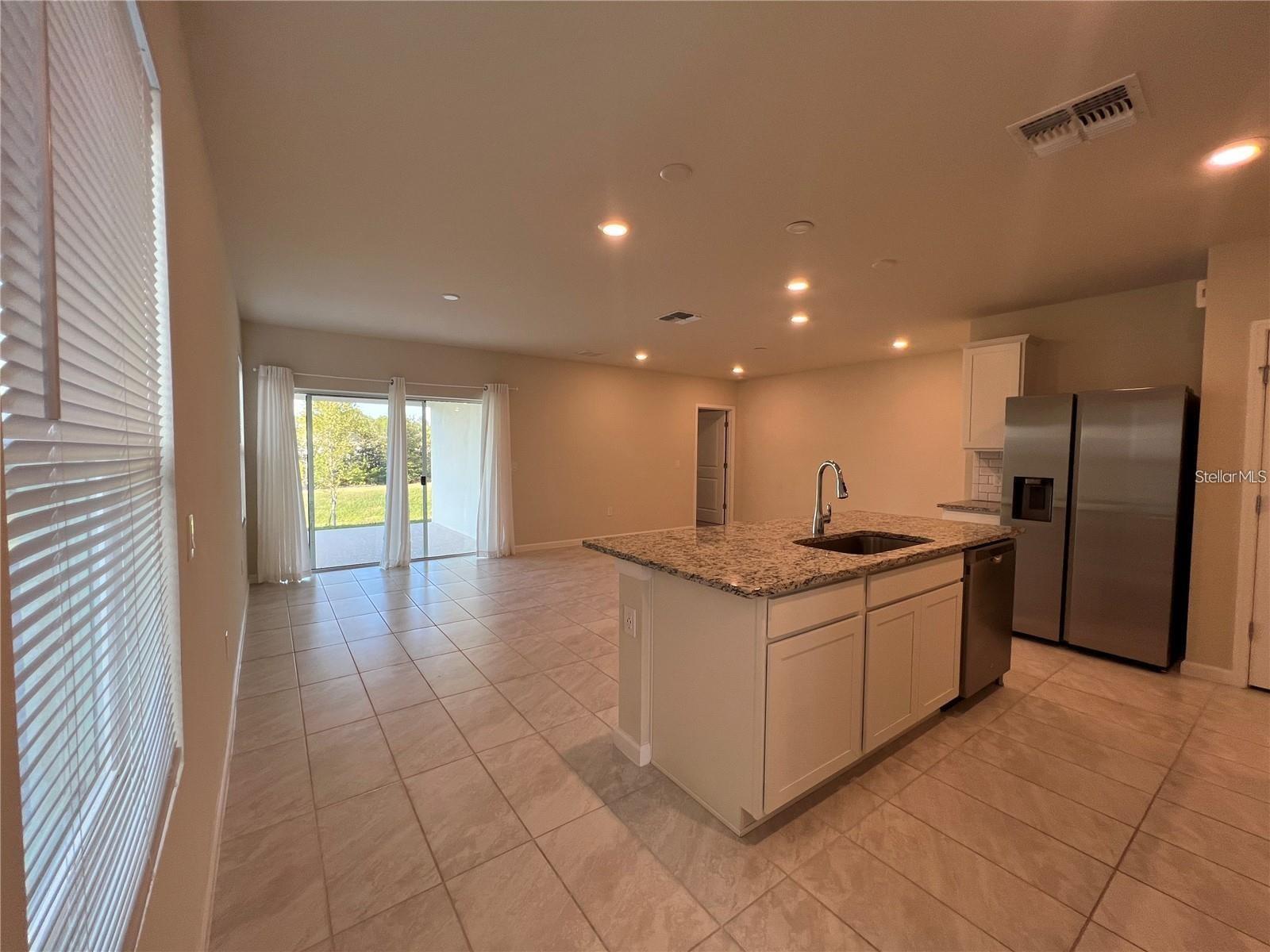 Image 4 of 20 For 17418 Million Lakes Court