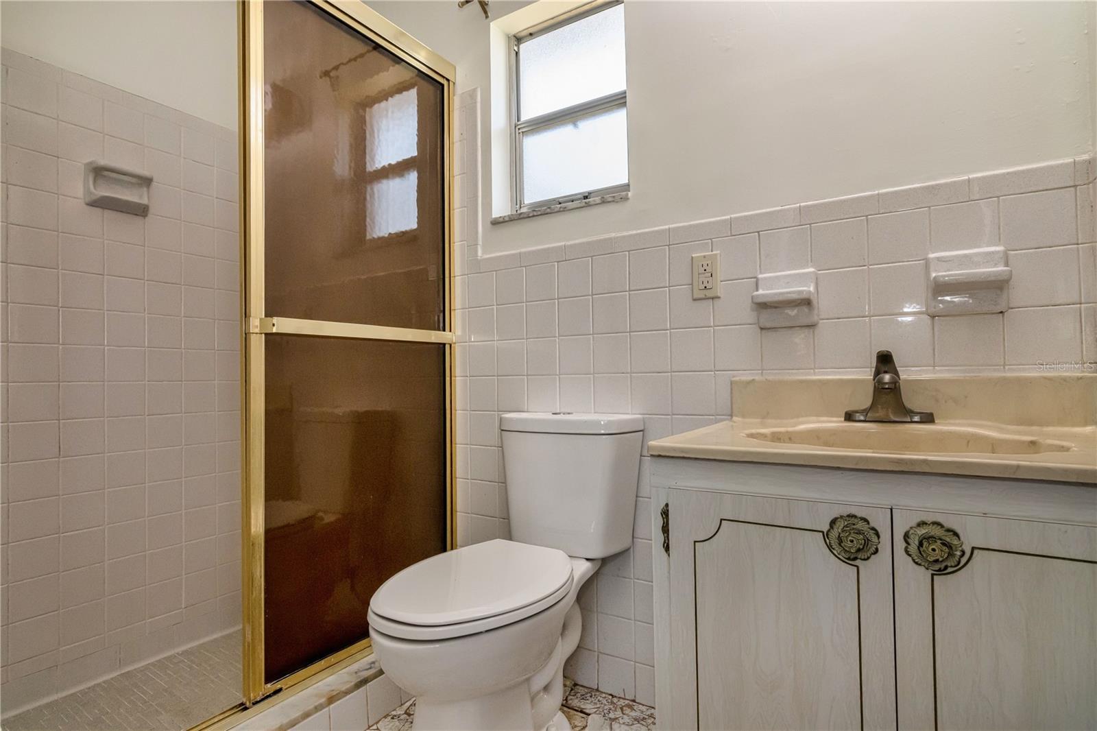 Image 20 of 29 For 3121 Thistlehill Drive