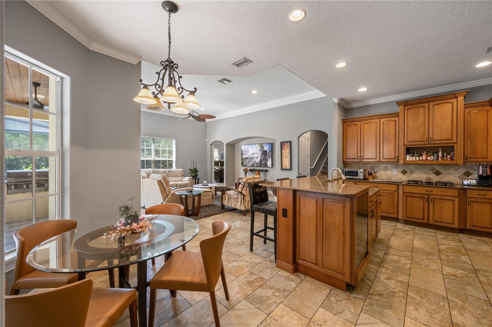 Image 14 of 41 For 8475 Eagles Loop Circle