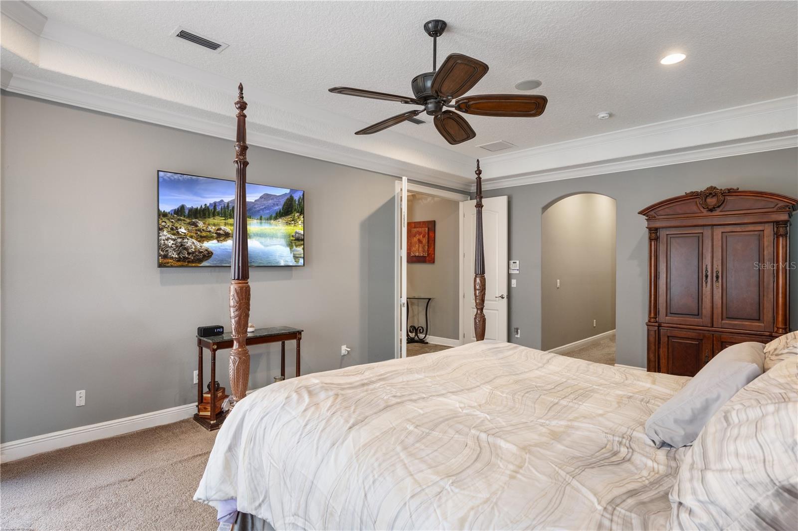 Image 25 of 41 For 8475 Eagles Loop Circle