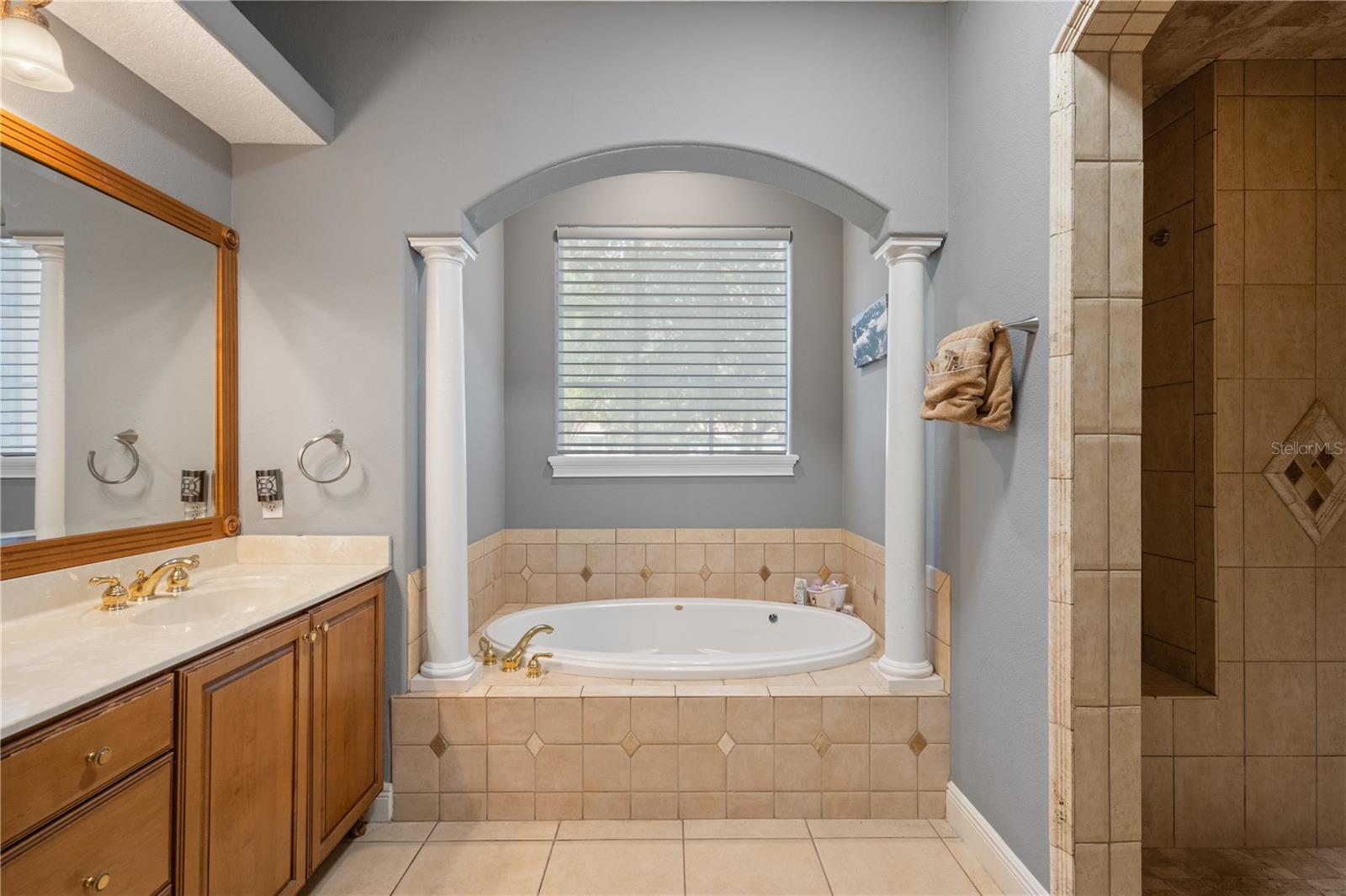 Image 26 of 41 For 8475 Eagles Loop Circle