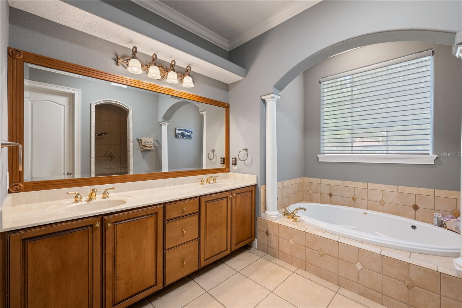 Image 27 of 41 For 8475 Eagles Loop Circle