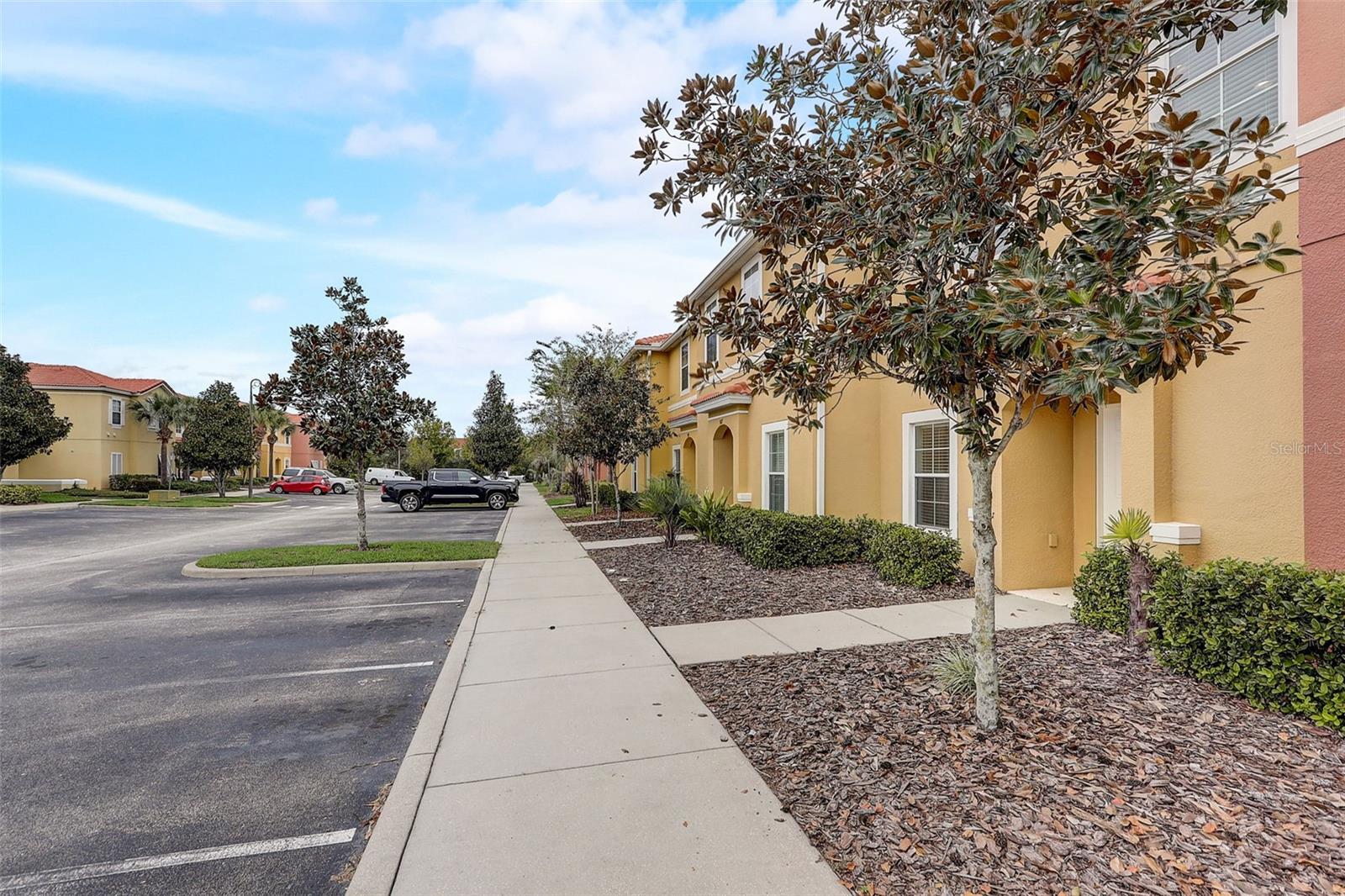 Image 3 of 49 For 3019 White Orchid Road