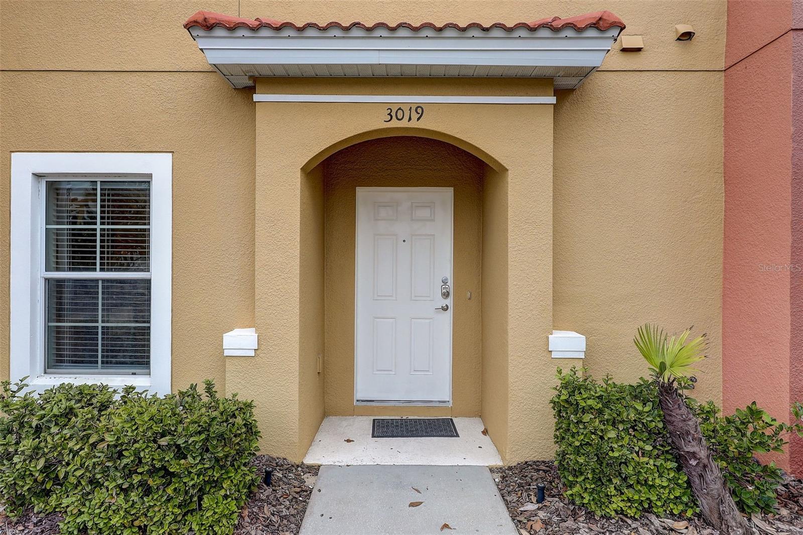 Image 4 of 49 For 3019 White Orchid Road
