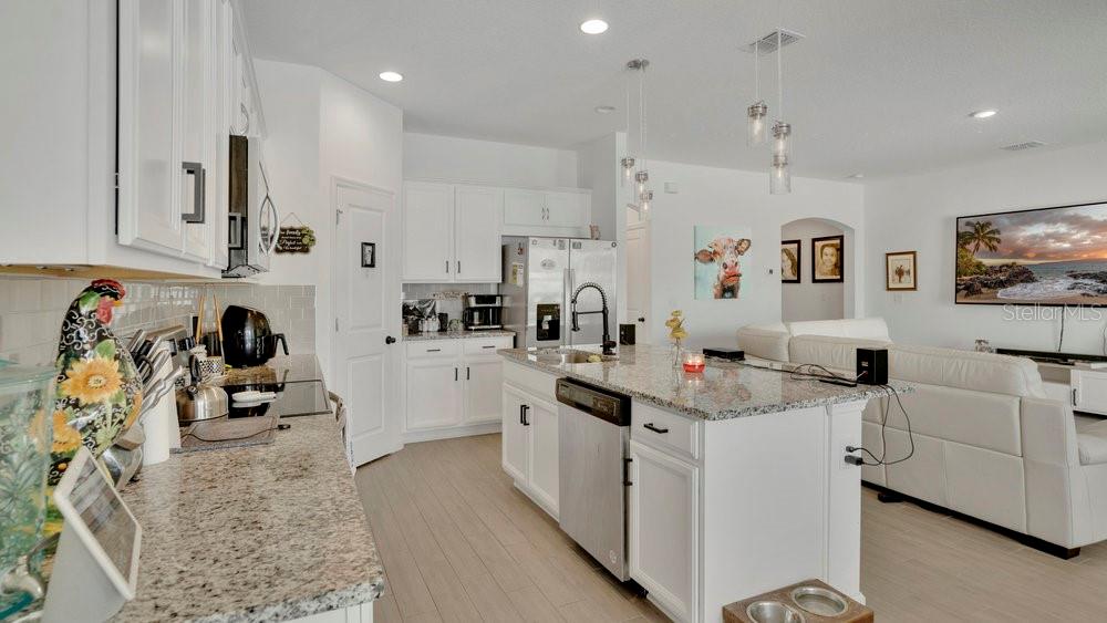 Image 10 of 28 For 6013 Mount Zion Circle
