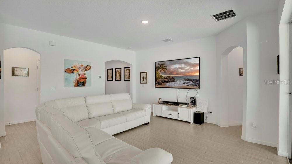 Image 5 of 28 For 6013 Mount Zion Circle