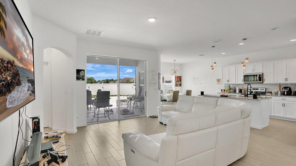 Image 6 of 28 For 6013 Mount Zion Circle
