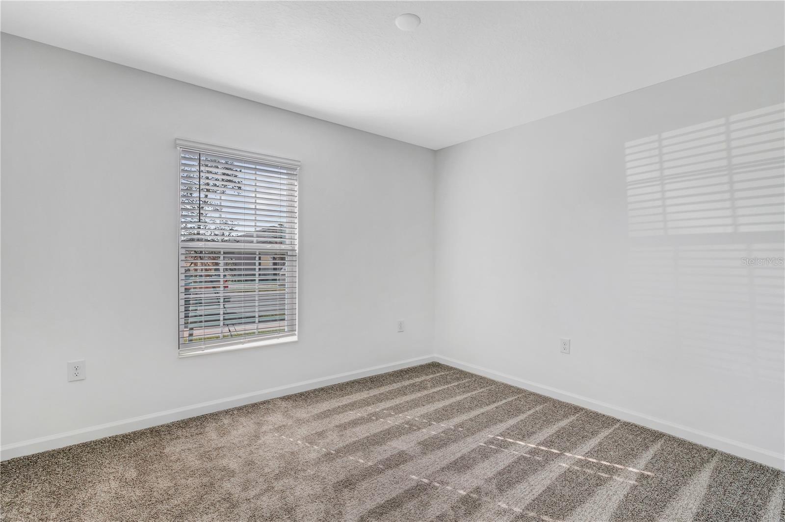 Image 11 of 18 For 865 Citrus Reserve Boulevard