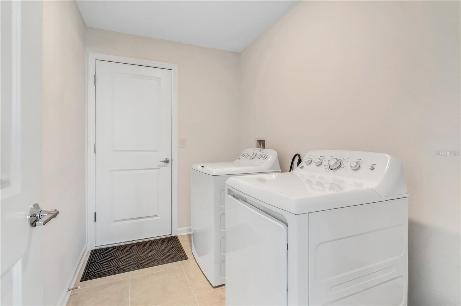 Image 17 of 18 For 865 Citrus Reserve Boulevard
