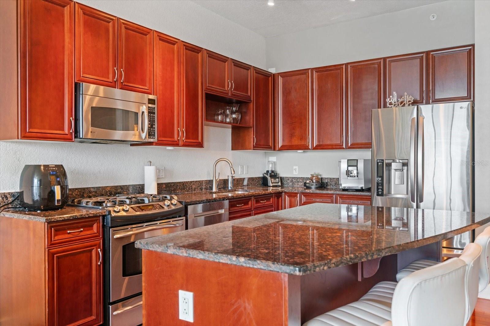 Image 10 of 29 For 150 Robinson Street 16b-2 (#16