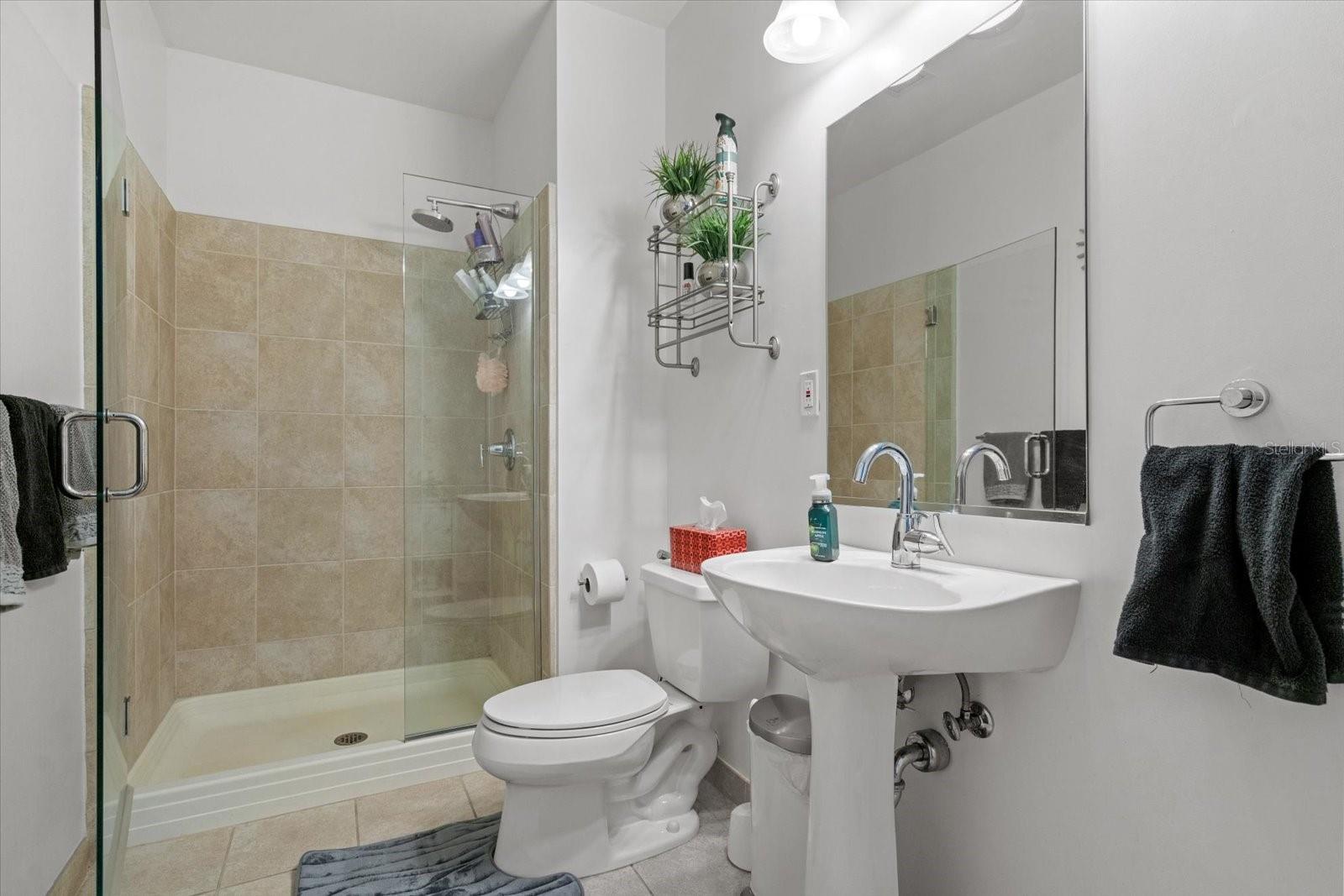 Image 19 of 29 For 150 Robinson Street 16b-2 (#16
