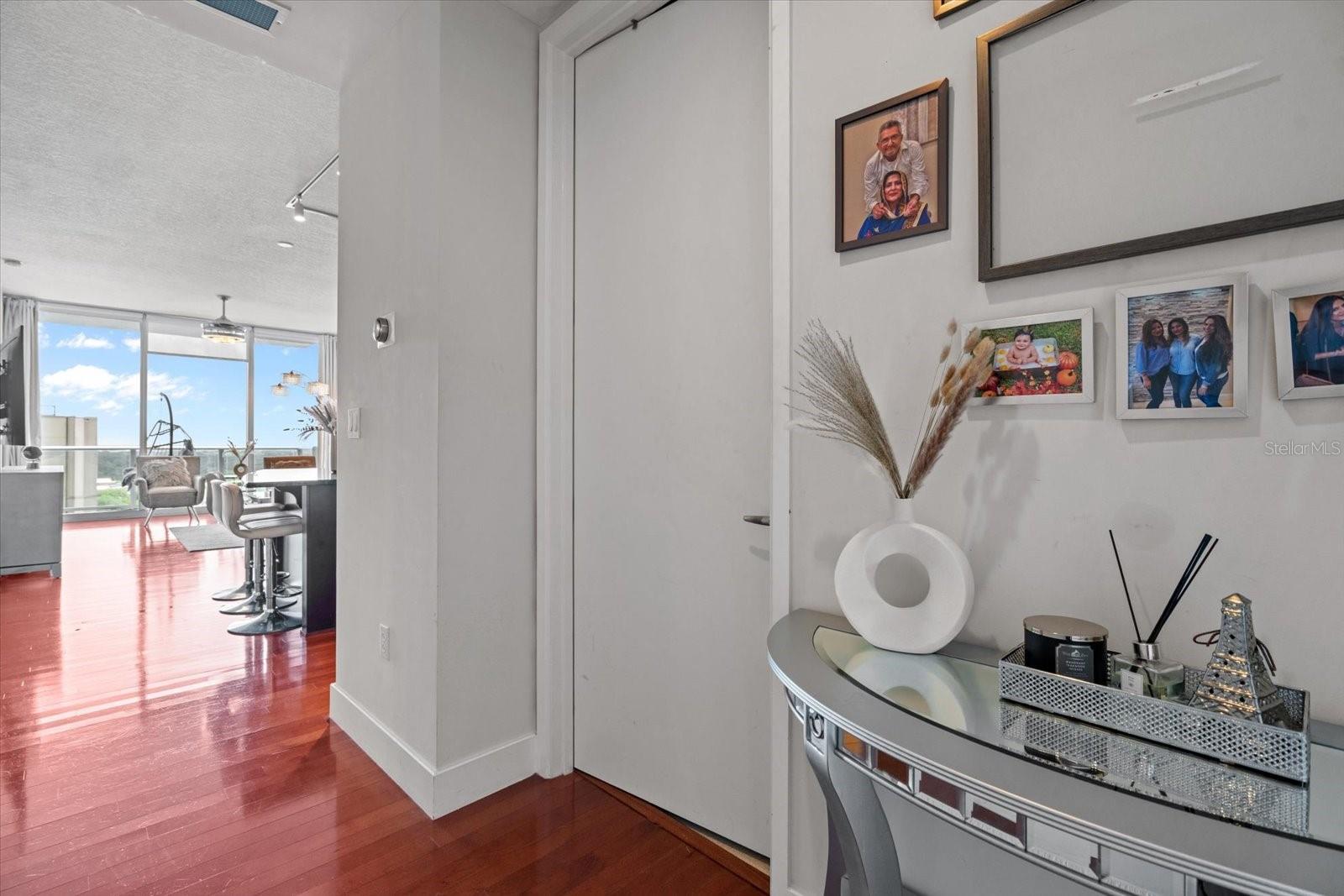 Image 6 of 29 For 150 Robinson Street 16b-2 (#16
