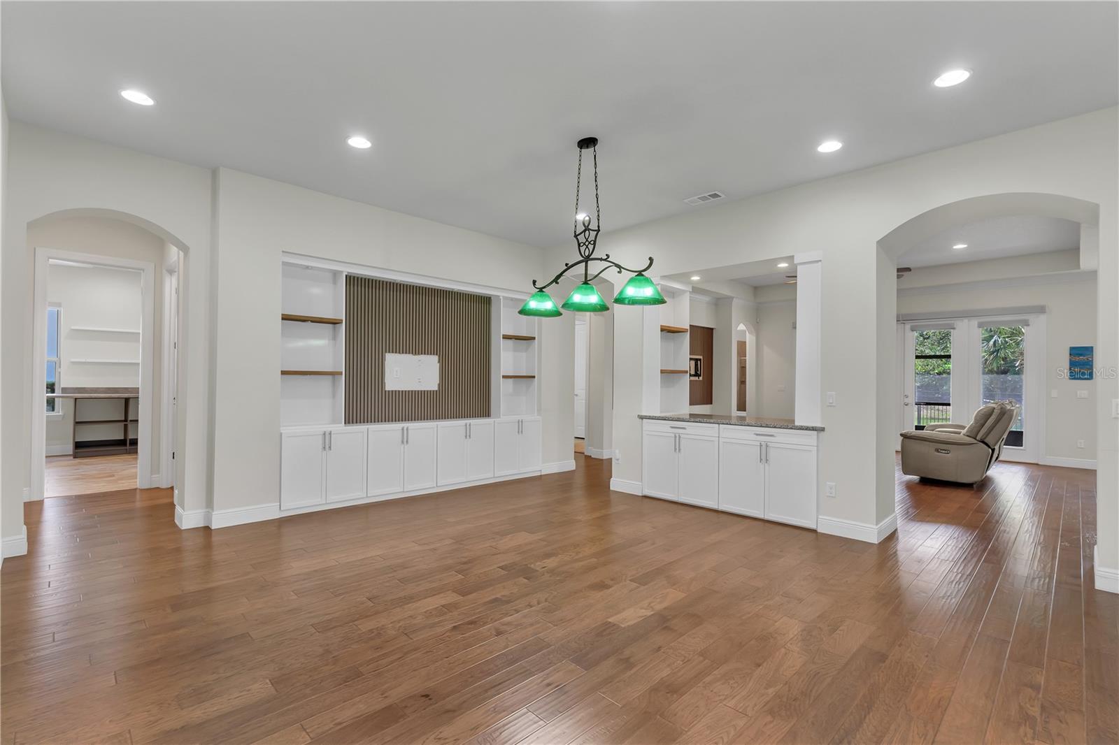 Image 24 of 55 For 11741 Savona Way
