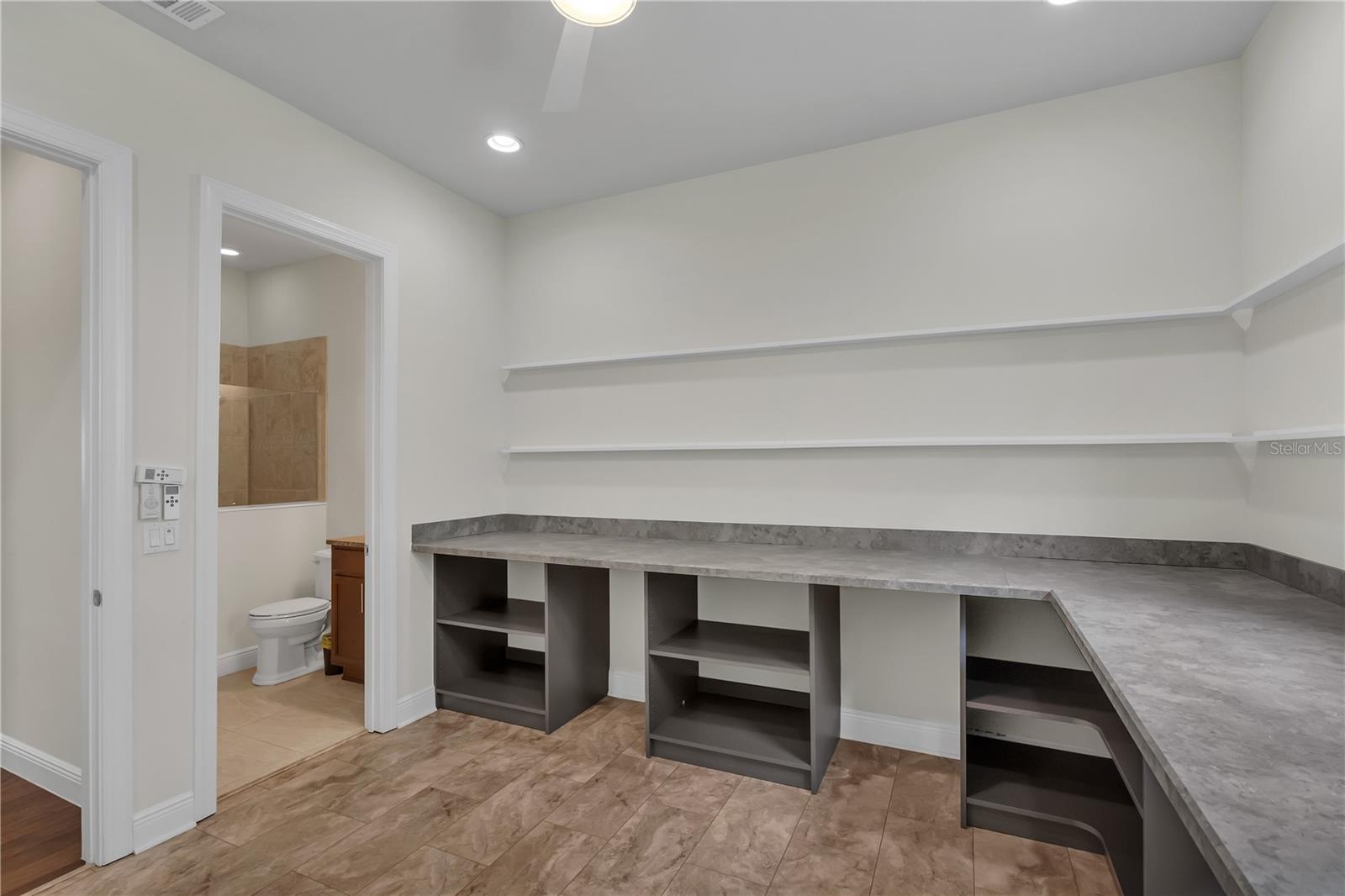 Image 28 of 55 For 11741 Savona Way