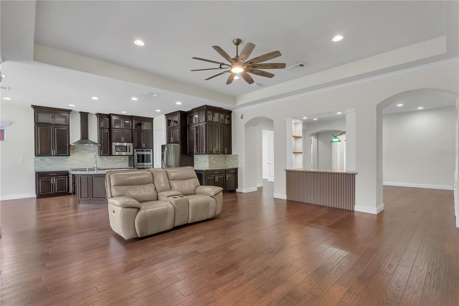 Image 33 of 55 For 11741 Savona Way