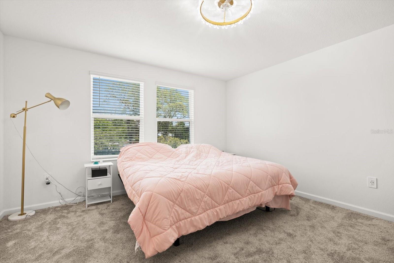 Image 16 of 36 For 1209 Deepwater Circle