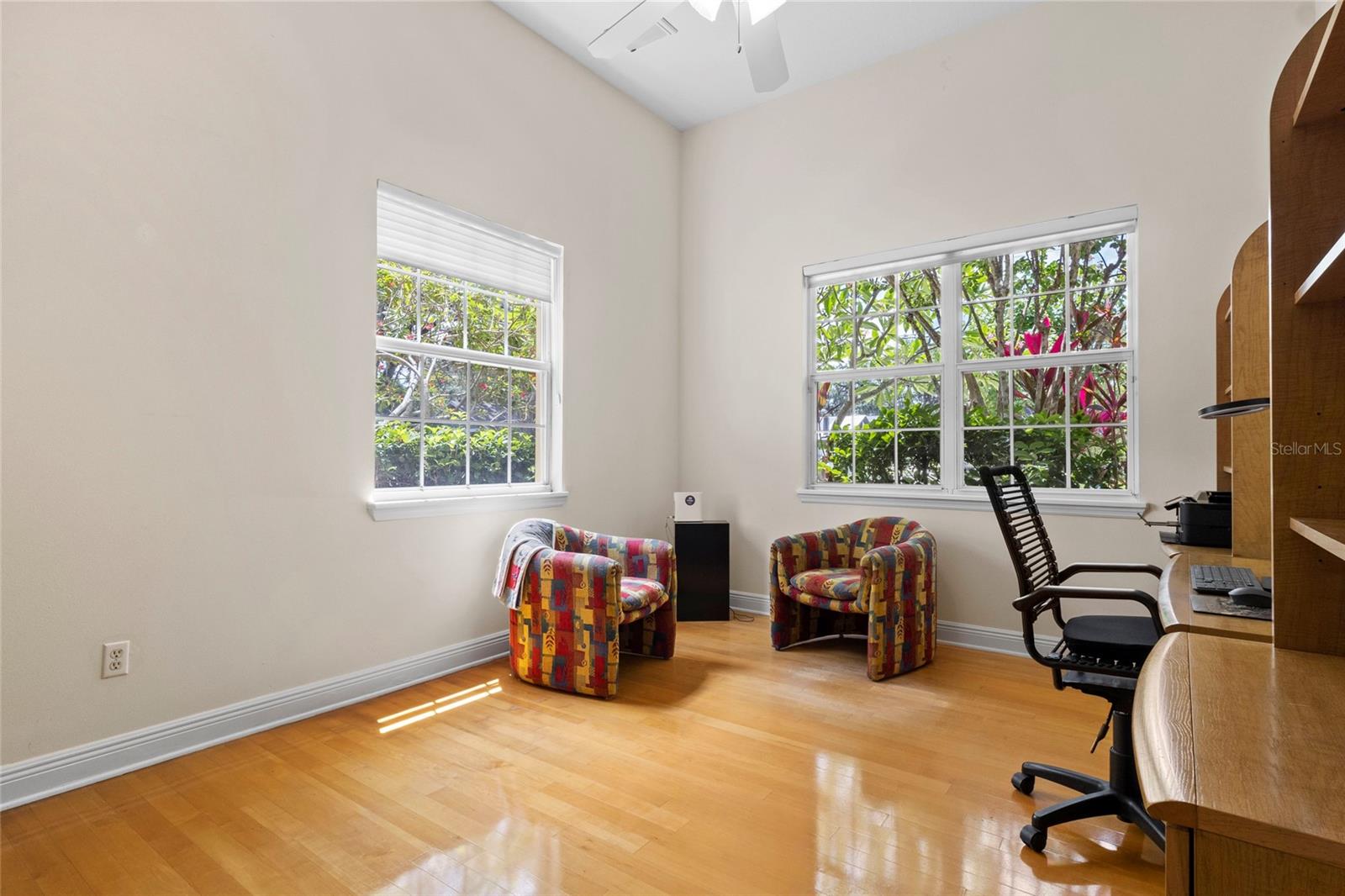 Image 30 of 38 For 548 Hyer Avenue 1