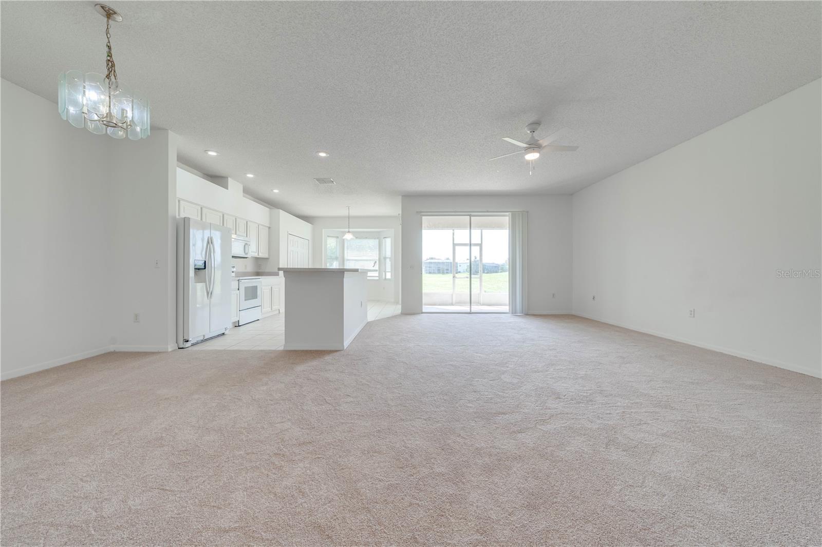 Image 10 of 45 For 130 Club Villas Lane