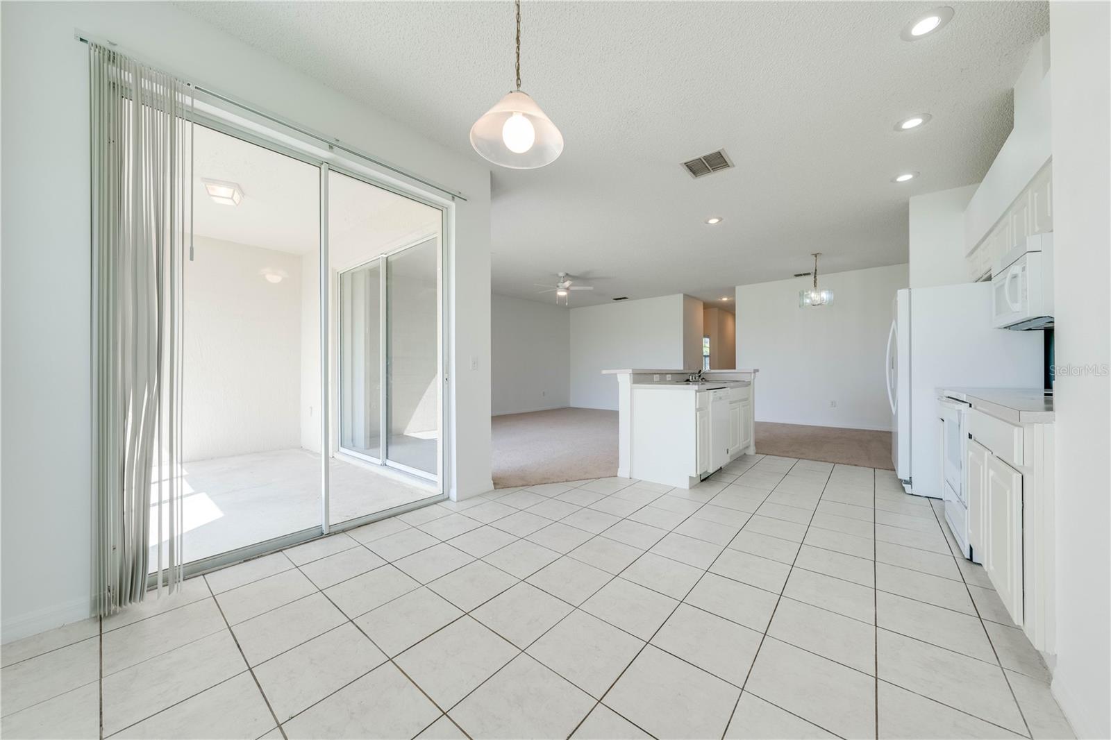 Image 19 of 45 For 130 Club Villas Lane