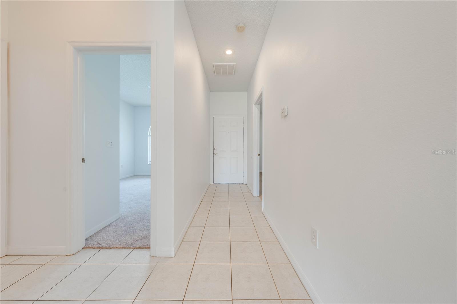 Image 6 of 45 For 130 Club Villas Lane