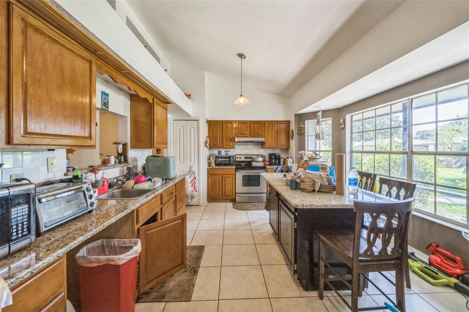 Image 14 of 30 For 1460 Spring Ridge Circle