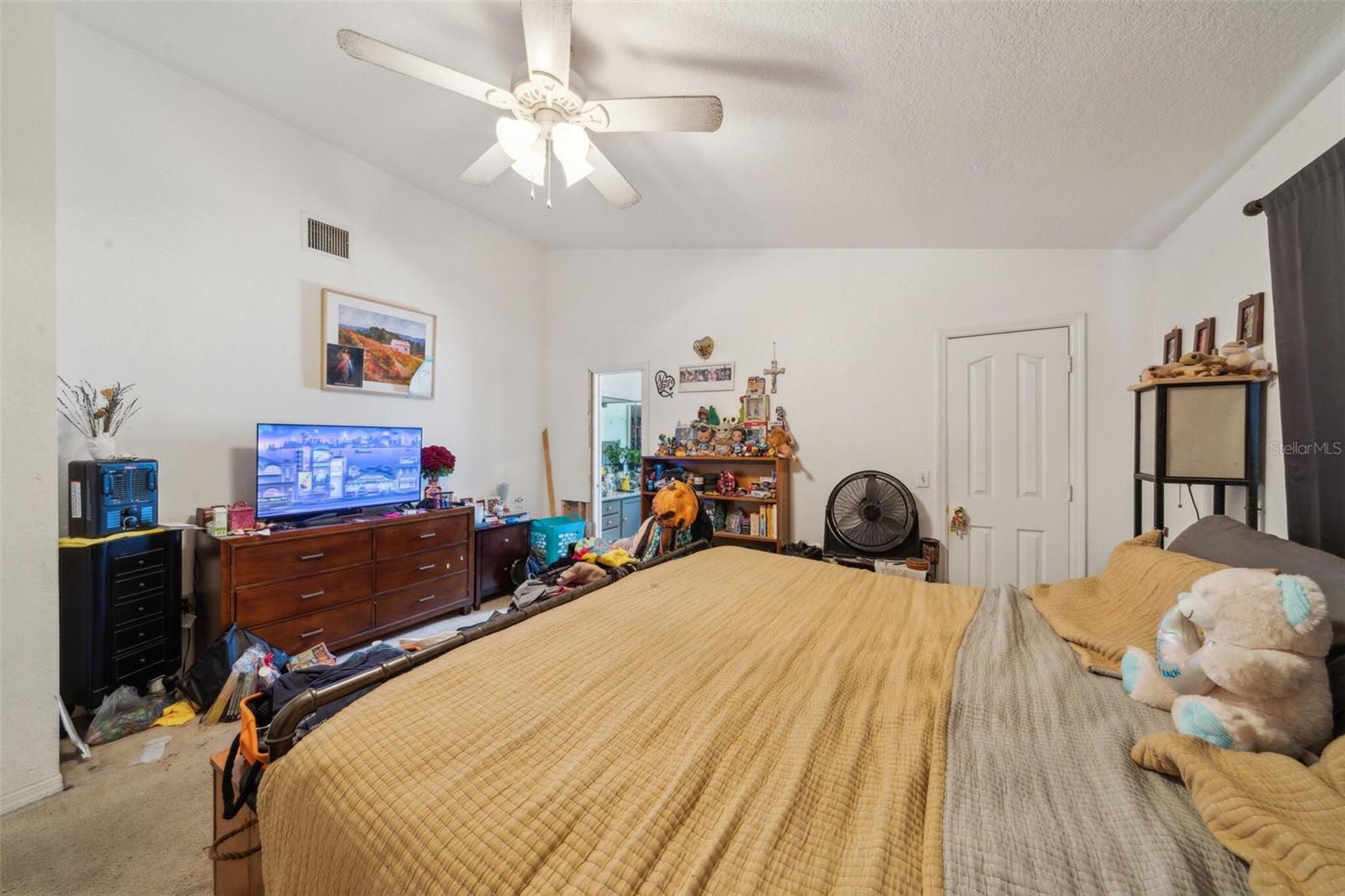 Image 18 of 30 For 1460 Spring Ridge Circle