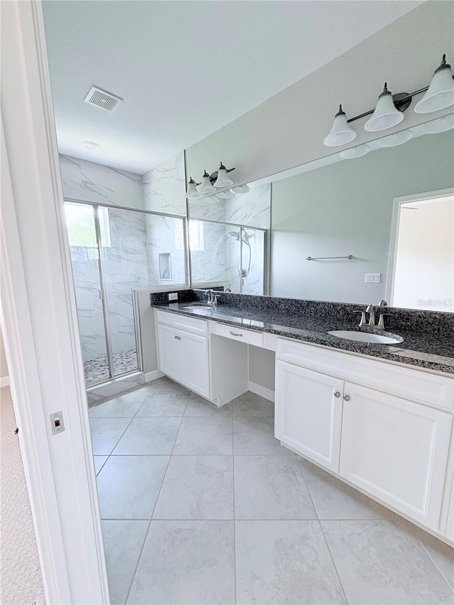 Image 17 of 25 For 18875 Noble Caspian Drive