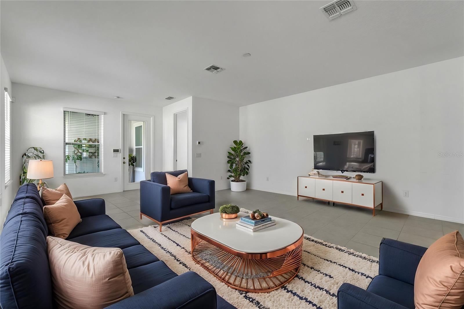 Image 16 of 57 For 8518 Nemours Parkway
