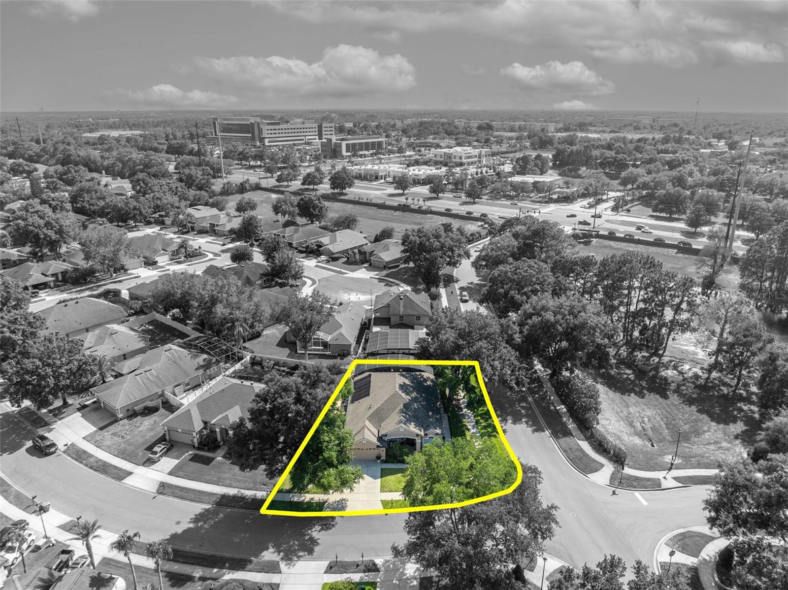 Image 46 of 57 For 533 Pickfair Terrace