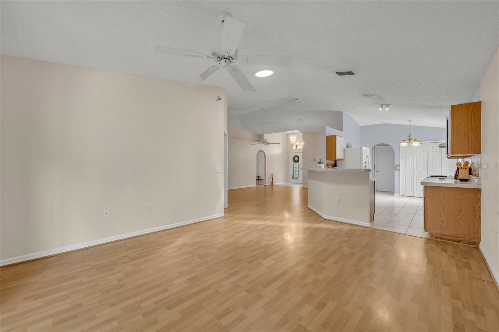 Image 17 of 53 For 1181 Welch Hill Circle