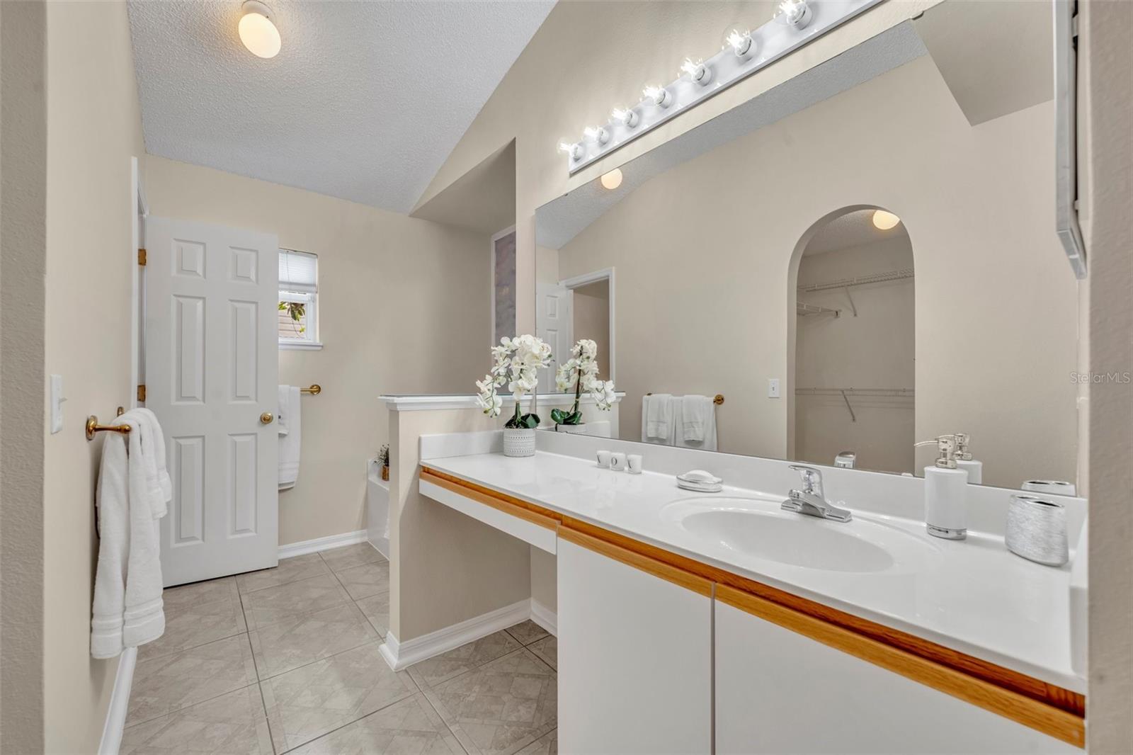 Image 30 of 53 For 1181 Welch Hill Circle