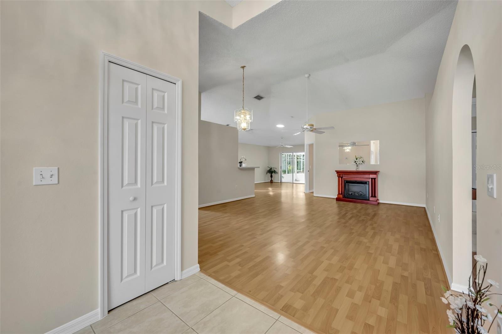 Image 9 of 53 For 1181 Welch Hill Circle