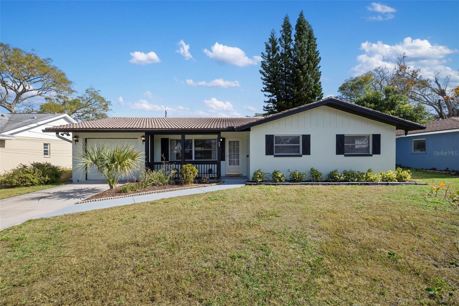 Details for 1073 Kenwood Drive, DUNEDIN, FL 34698