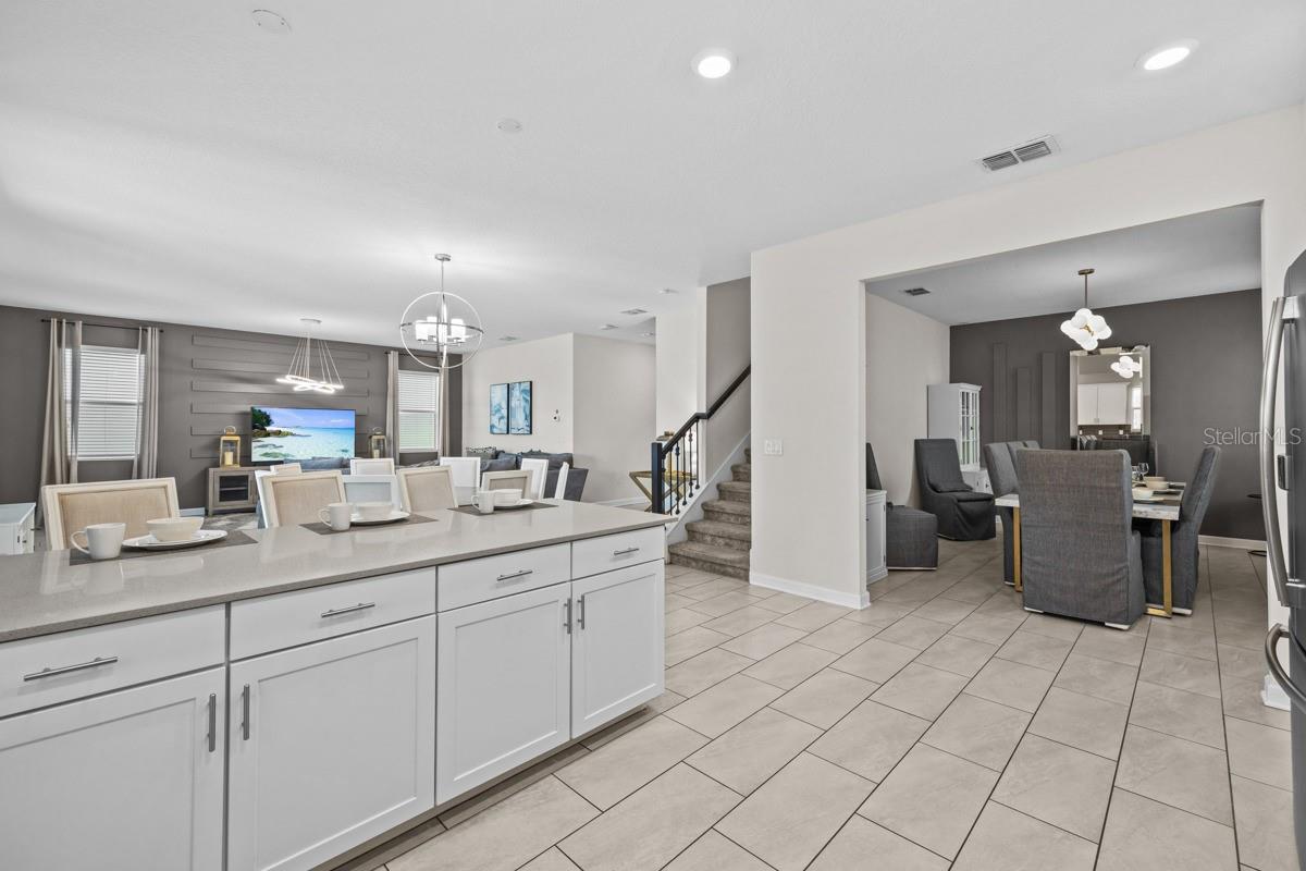 Image 7 of 42 For 8822 Interlocking Court