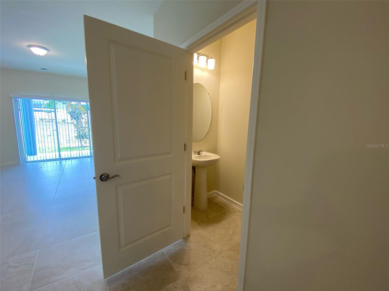 Image 11 of 36 For 2518 Winsome Way