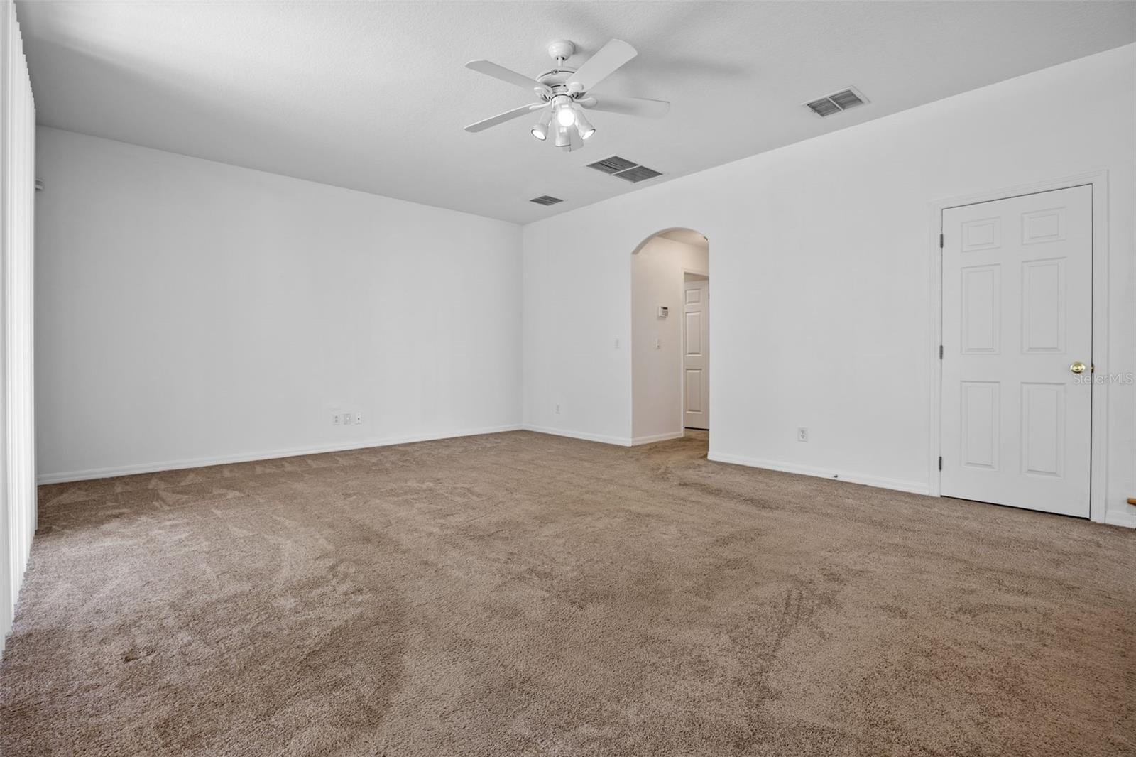 Image 13 of 40 For 12824 Cloverdale Lane