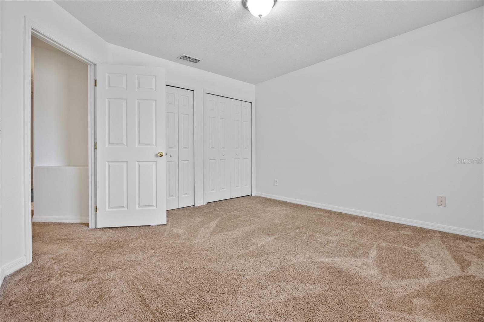 Image 19 of 40 For 12824 Cloverdale Lane