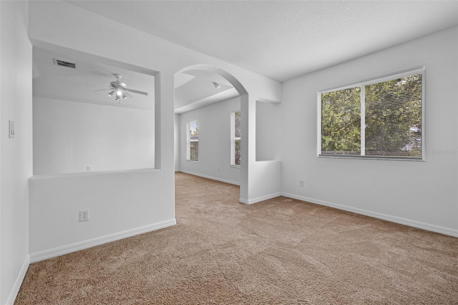 Image 27 of 40 For 12824 Cloverdale Lane