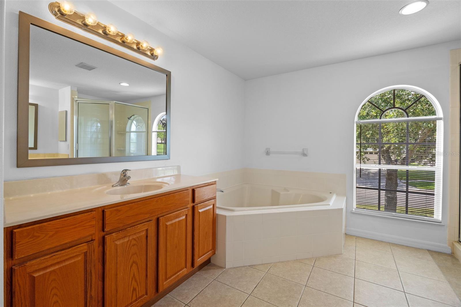 Image 31 of 40 For 12824 Cloverdale Lane