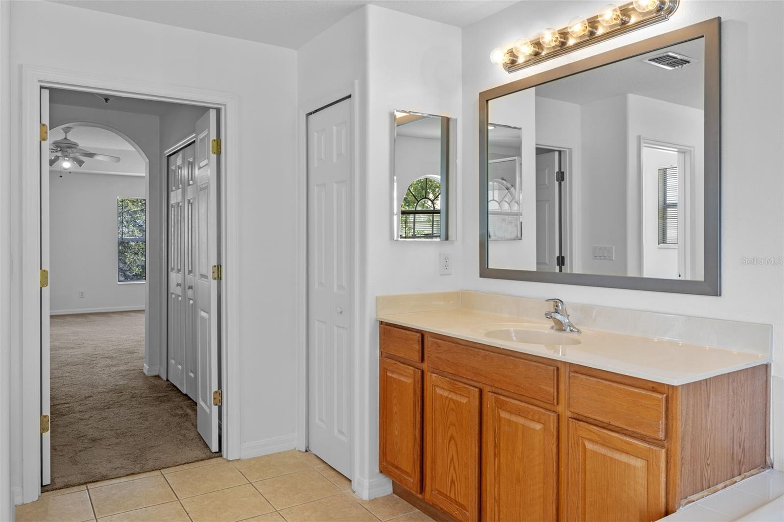 Image 33 of 40 For 12824 Cloverdale Lane