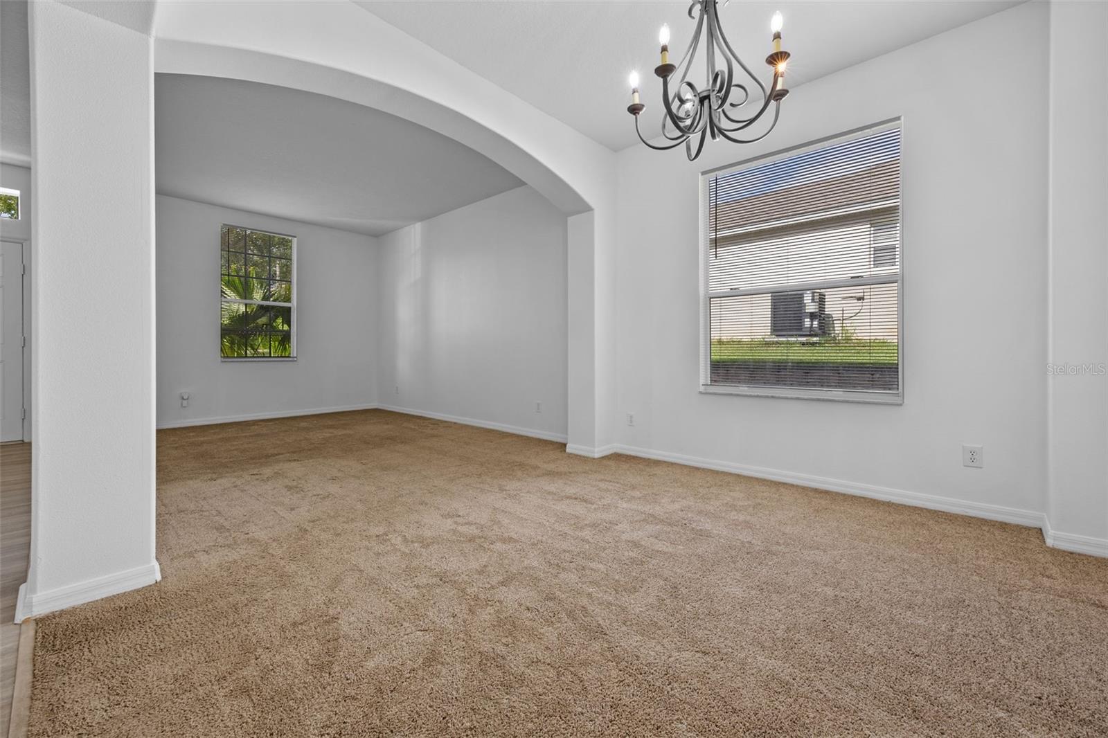 Image 9 of 40 For 12824 Cloverdale Lane