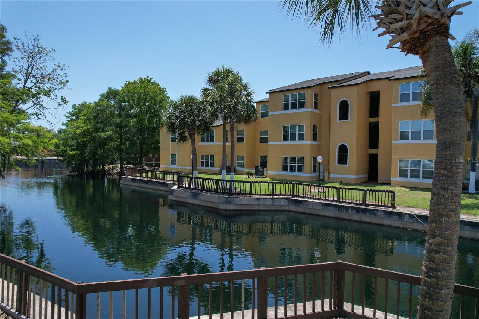 Image 20 of 20 For 4528 Commander Drive 2033