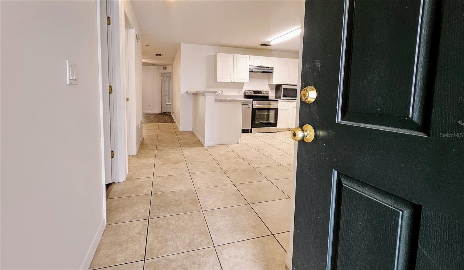 Image 4 of 21 For 8807 Grand Palms Circle A