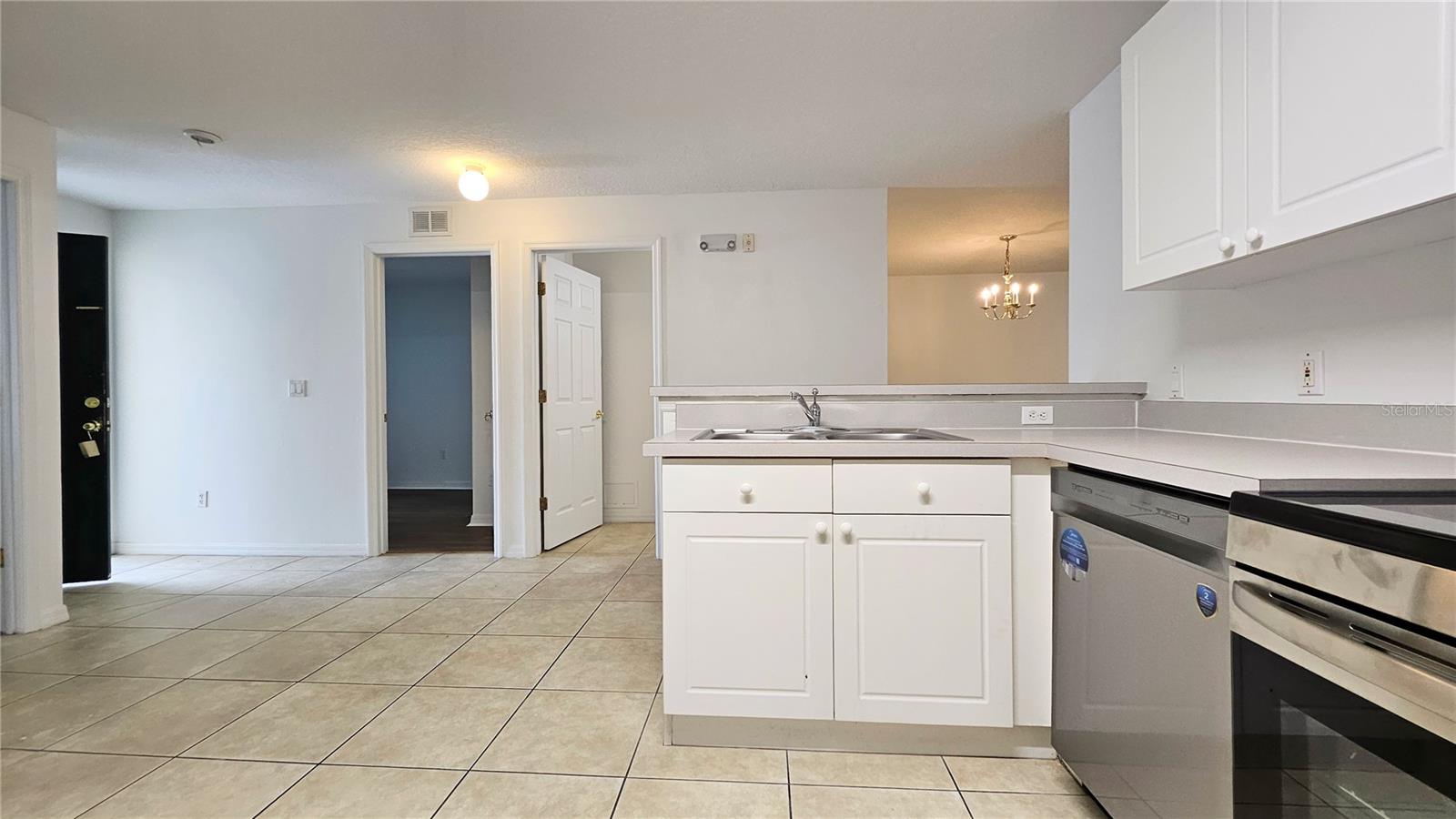 Image 7 of 21 For 8807 Grand Palms Circle A