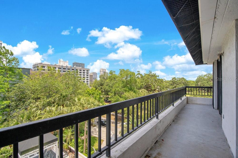 Image 13 of 22 For 530 Central Boulevard 406