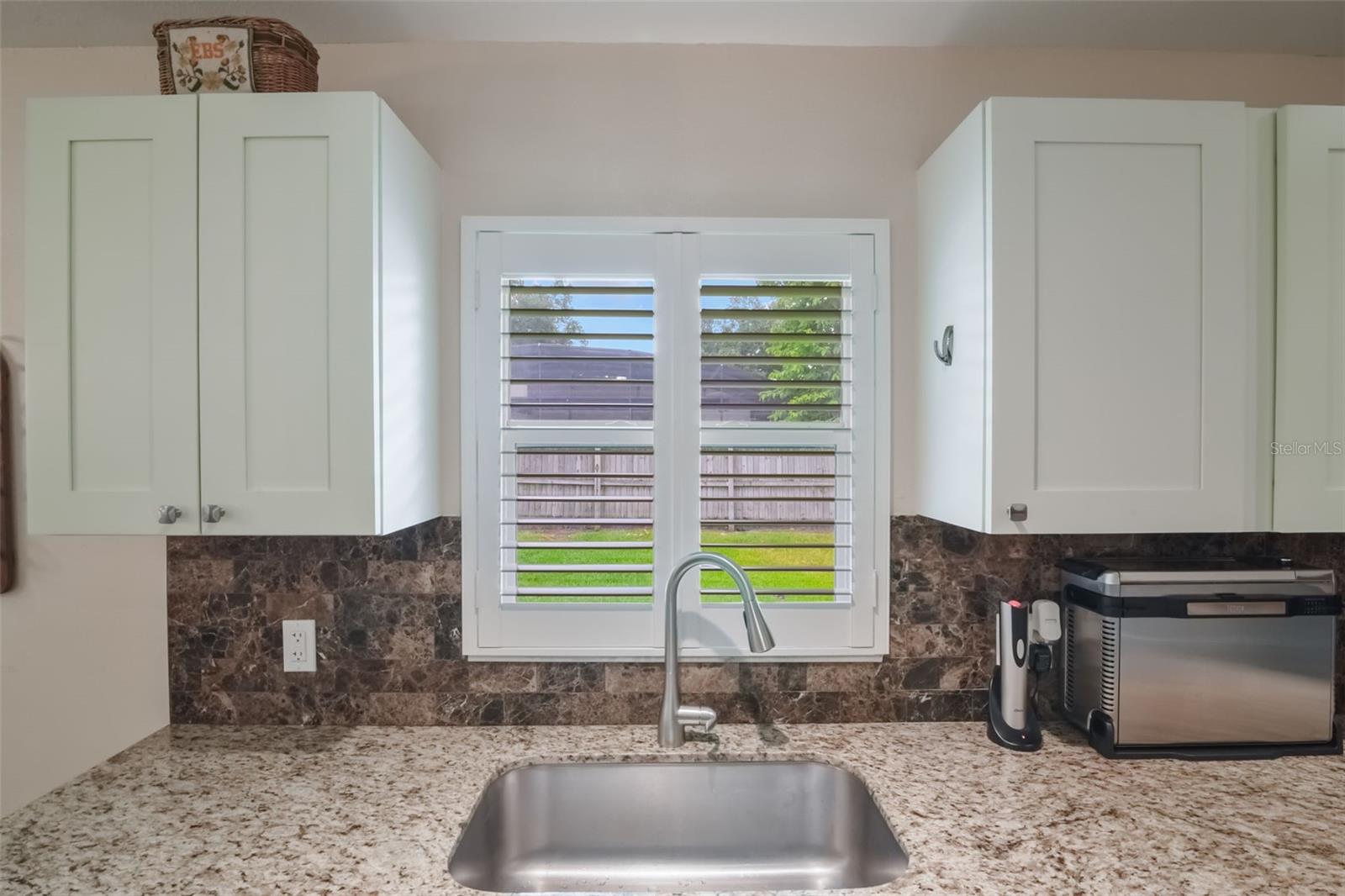 Image 22 of 42 For 704 Tangerine Court