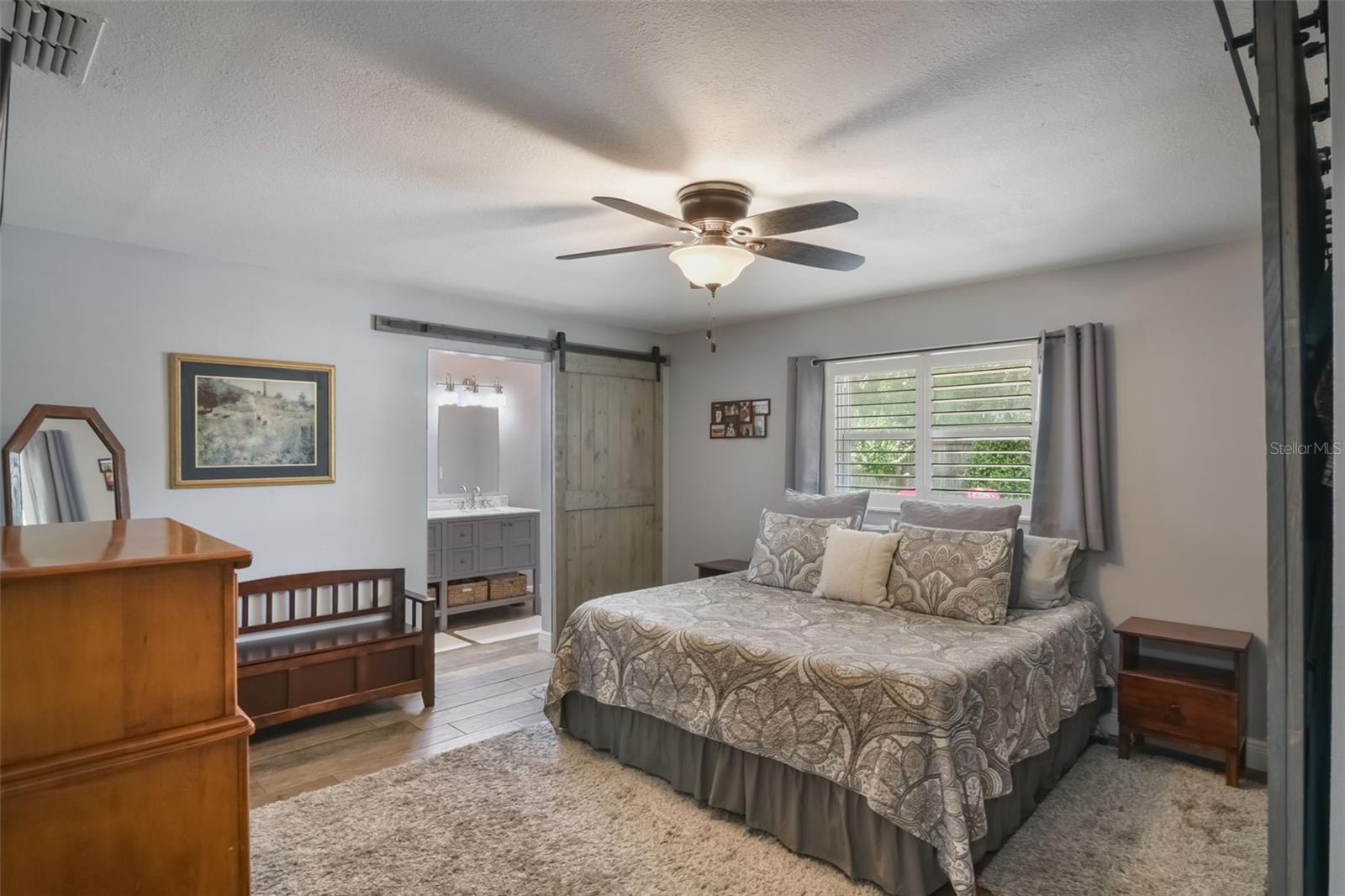 Image 23 of 42 For 704 Tangerine Court